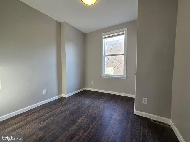 2260 E CAMBRIA ST, Philadelphia, PA 19134