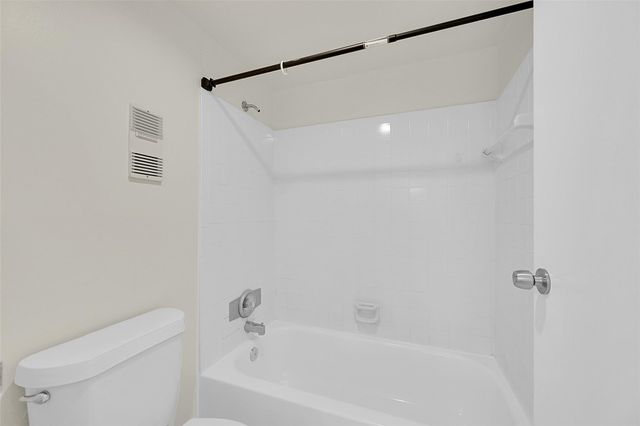 8415 Forest Hills Dr 305, Coral Springs, FL 33065