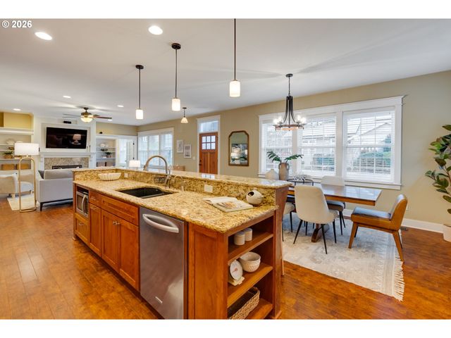 4188 Sw 100TH Ter, Beaverton, OR 97005