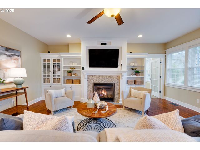 4188 Sw 100TH Ter, Beaverton, OR 97005