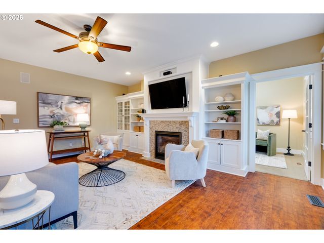 4188 Sw 100TH Ter, Beaverton, OR 97005