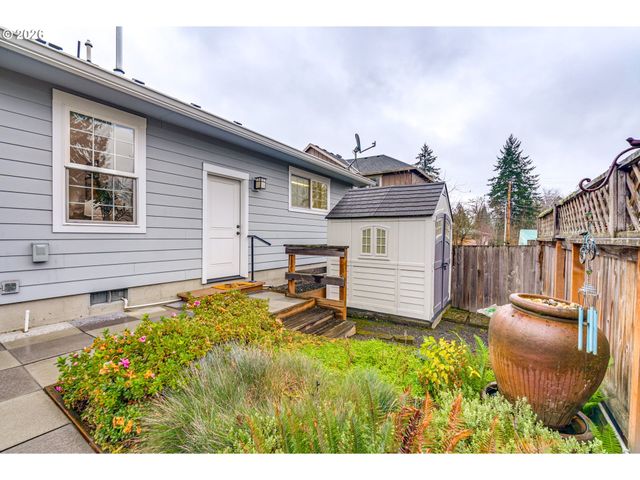 4188 Sw 100TH Ter, Beaverton, OR 97005
