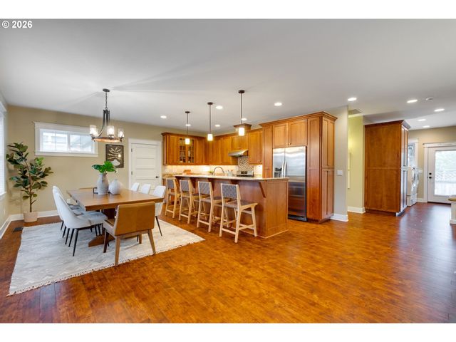 4188 Sw 100TH Ter, Beaverton, OR 97005