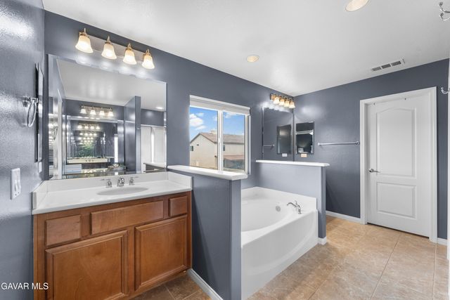 4122 Rainer Place, Quartz Hill, CA 93536