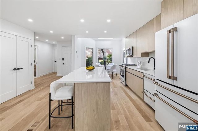 370 French Court, Teaneck, NJ 07666