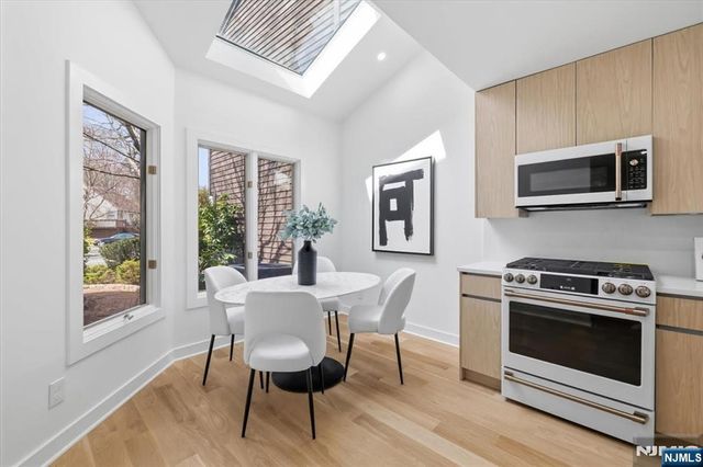 370 French Court, Teaneck, NJ 07666