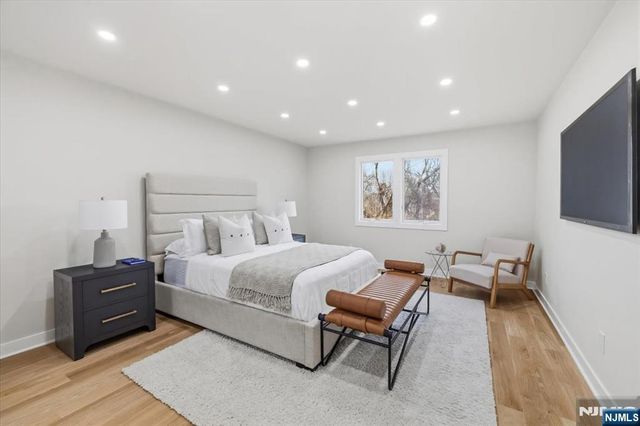 370 French Court, Teaneck, NJ 07666