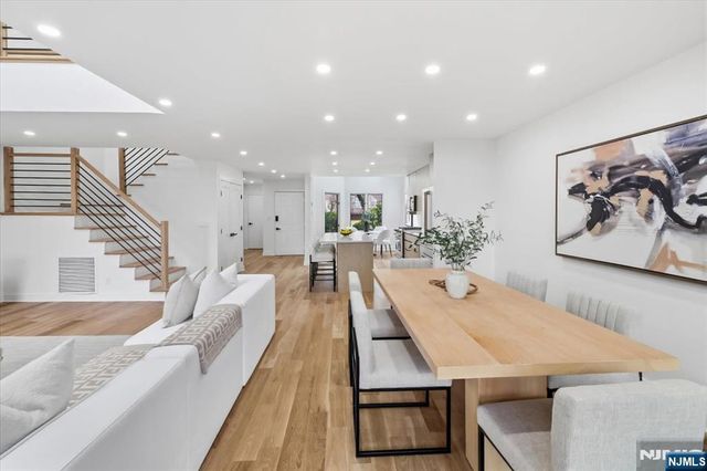 370 French Court, Teaneck, NJ 07666