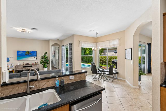 127 PALM BEACH PLANTATION Boulevard, West Palm Beach, FL 33411