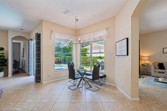 127 PALM BEACH PLANTATION Boulevard, West Palm Beach, FL 33411