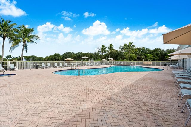 127 PALM BEACH PLANTATION Boulevard, West Palm Beach, FL 33411