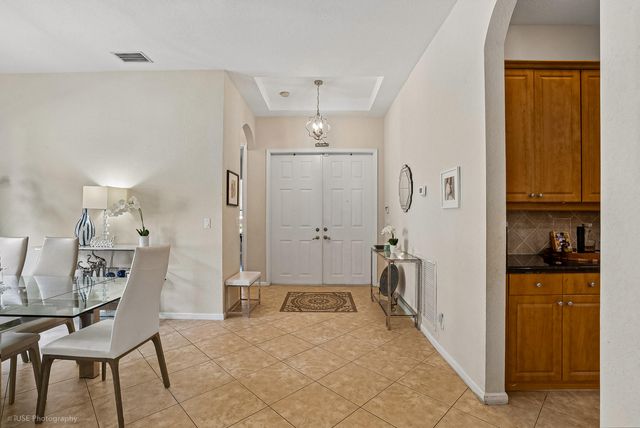 127 PALM BEACH PLANTATION Boulevard, West Palm Beach, FL 33411