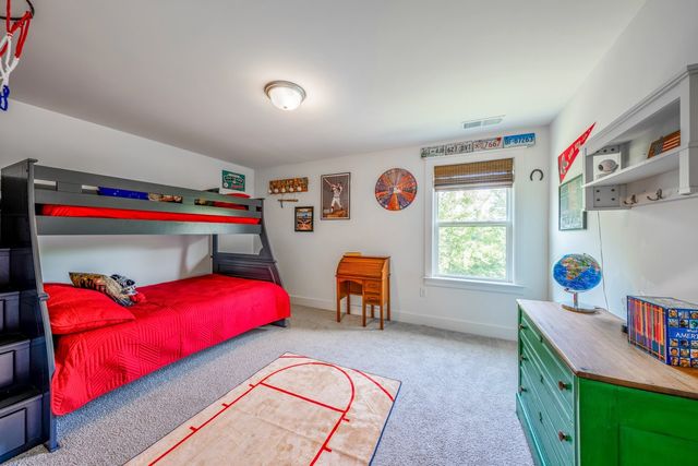 5051 Bridgemore Blvd, Murfreesboro, TN 37129