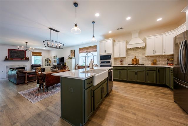 5051 Bridgemore Blvd, Murfreesboro, TN 37129