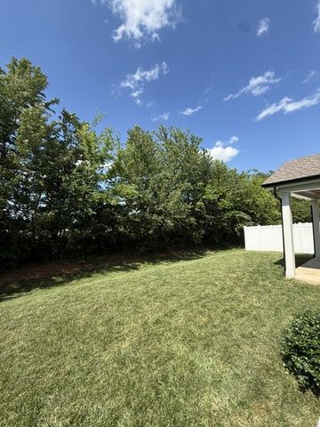 5051 Bridgemore Blvd, Murfreesboro, TN 37129