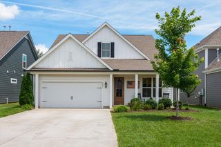 5051 Bridgemore Blvd, Murfreesboro, TN 37129