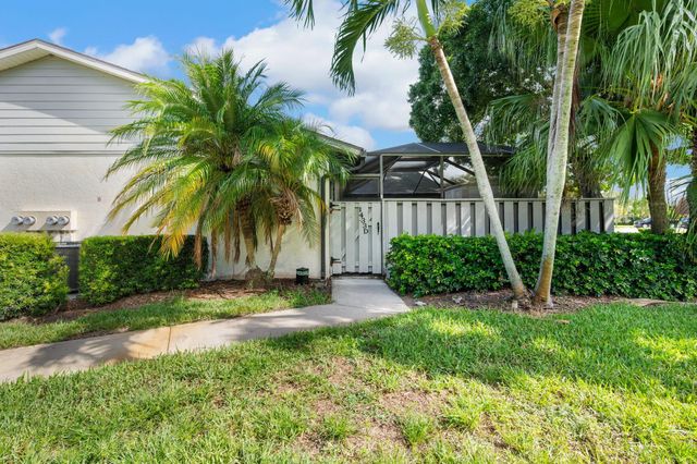 1433 Captains Walk 18d, Fort Pierce, FL 34950