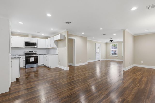1419 Roper Street, Houston, TX 77034