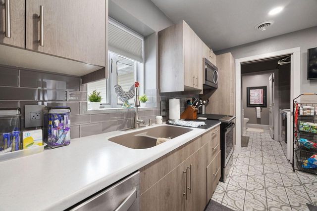 623 Shah AVENUE, Fort Atkinson, WI 53538