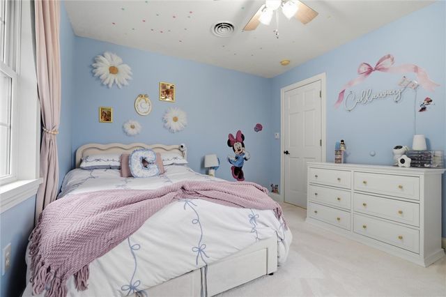 3328 Long Branch Dr, Neshannock Twp, PA 16105