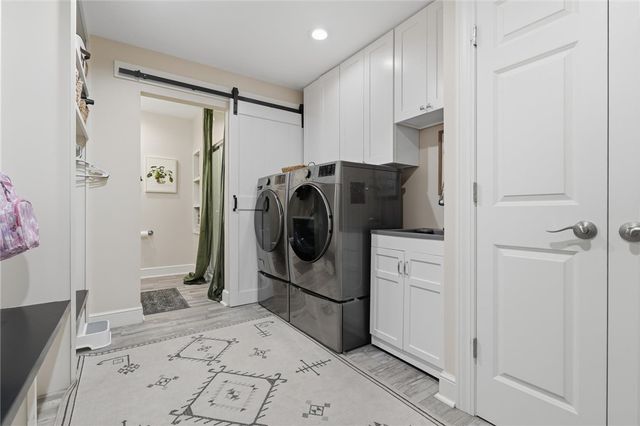 3328 Long Branch Dr, Neshannock Twp, PA 16105