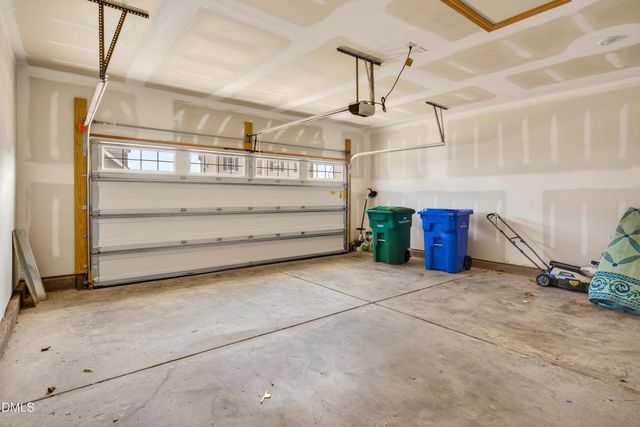 318 Ber Creek Drive, Fuquay Varina, NC 27526