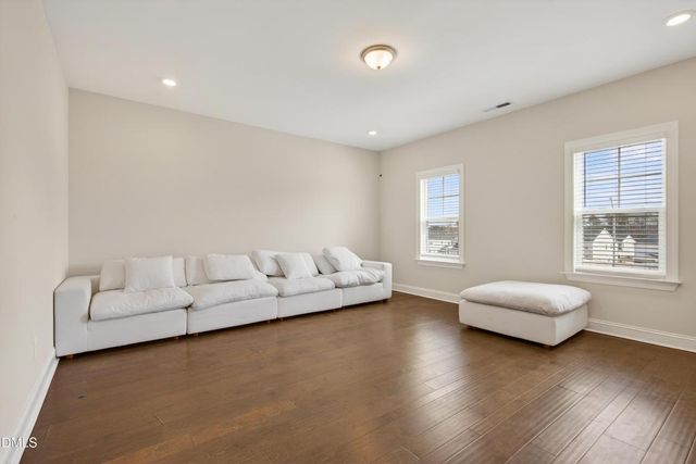 318 Ber Creek Drive, Fuquay Varina, NC 27526