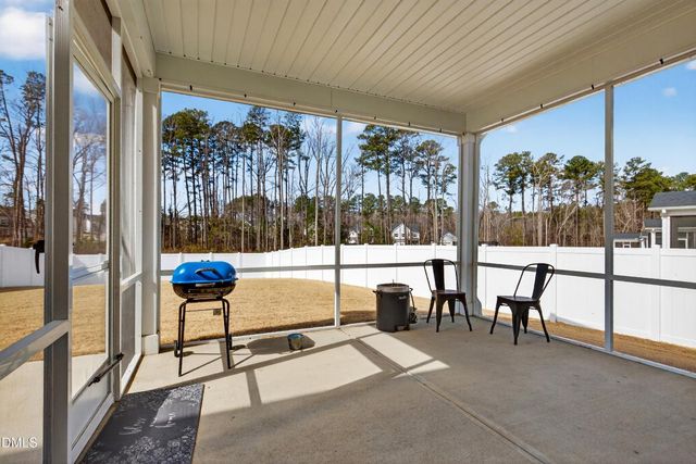318 Ber Creek Drive, Fuquay Varina, NC 27526