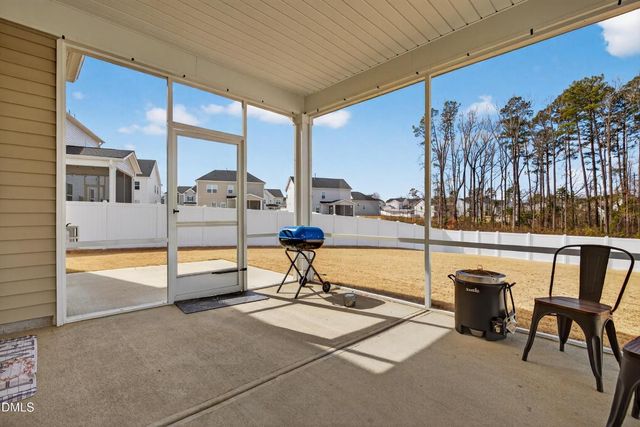 318 Ber Creek Drive, Fuquay Varina, NC 27526