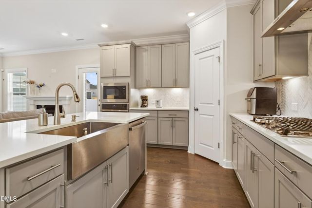 318 Ber Creek Drive, Fuquay Varina, NC 27526