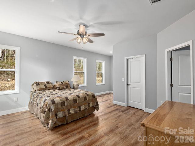 1230 Terrys Gap Road, Hendersonville, NC 28792