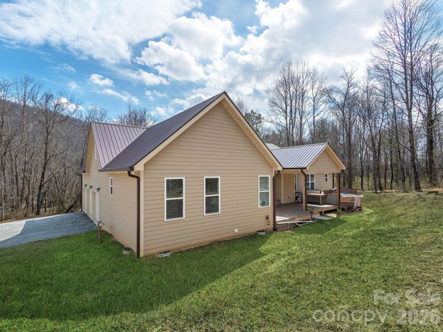 1230 Terrys Gap Road, Hendersonville, NC 28792
