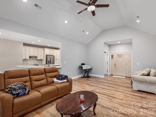 1230 Terrys Gap Road, Hendersonville, NC 28792