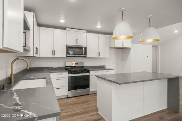 L1 B7 N Paw Street, Wasilla, AK 99654