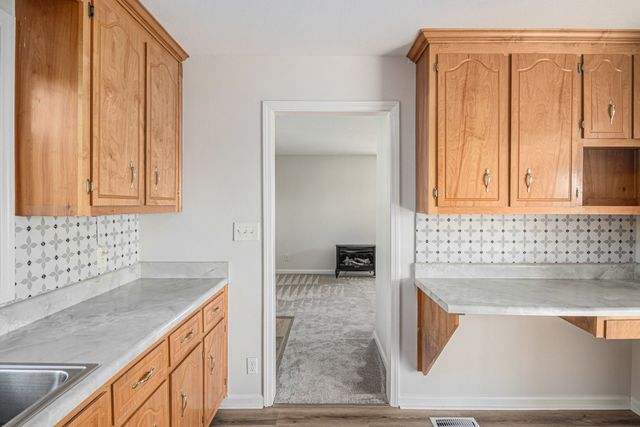 2650 Cook Rd, Woodlawn, TN 37191
