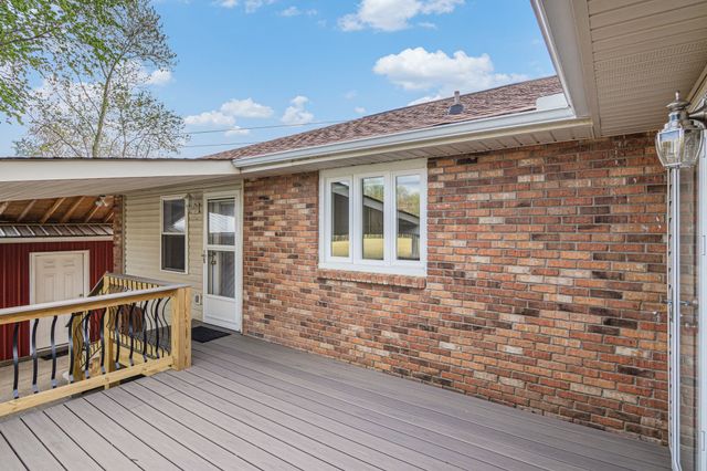 2650 Cook Rd, Woodlawn, TN 37191