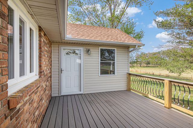 2650 Cook Rd, Woodlawn, TN 37191