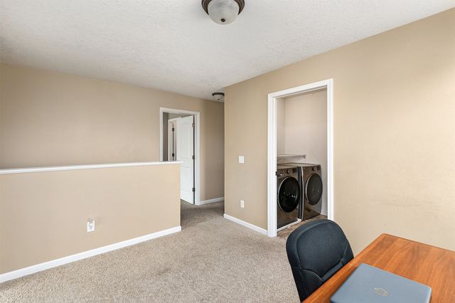 4219 NW 8th Court, Ankeny, IA 50023