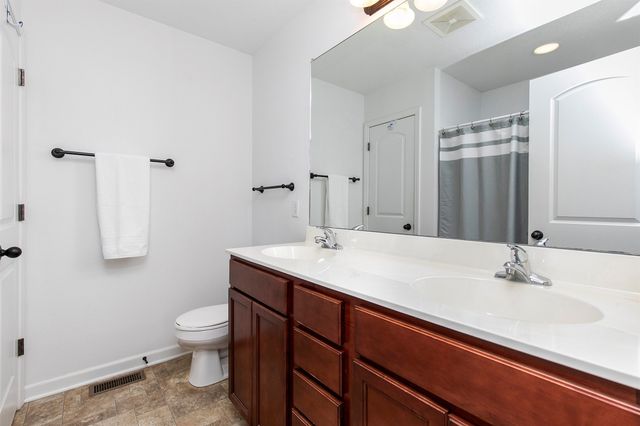 4219 NW 8th Court, Ankeny, IA 50023