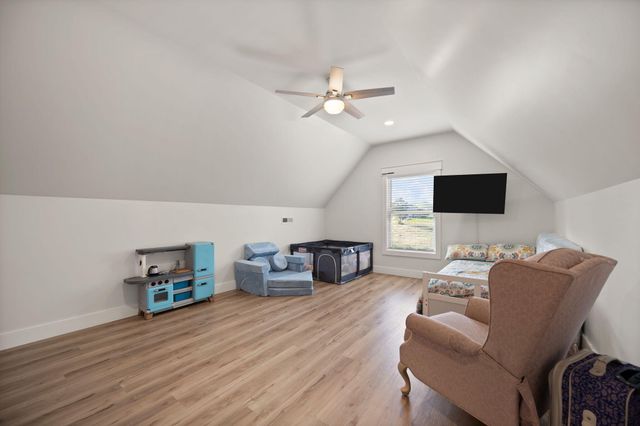 56 E Golden Island, Nancy, KY 42544