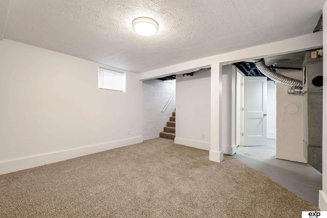 2717 N 48th Avenue, Omaha, NE 68104