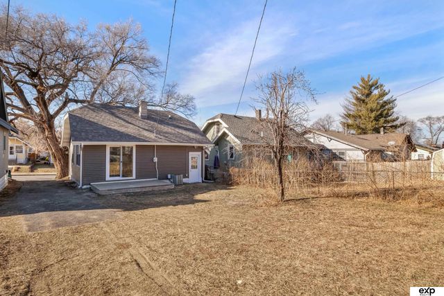 2717 N 48th Avenue, Omaha, NE 68104