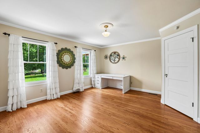 186 Sulphur Springs Rd, Shelbyville, TN 37160