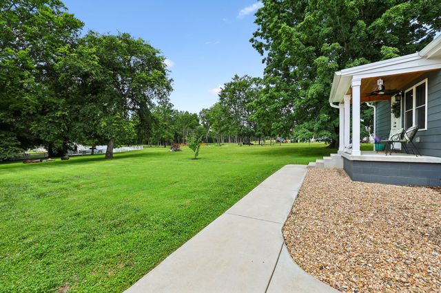 186 Sulphur Springs Rd, Shelbyville, TN 37160