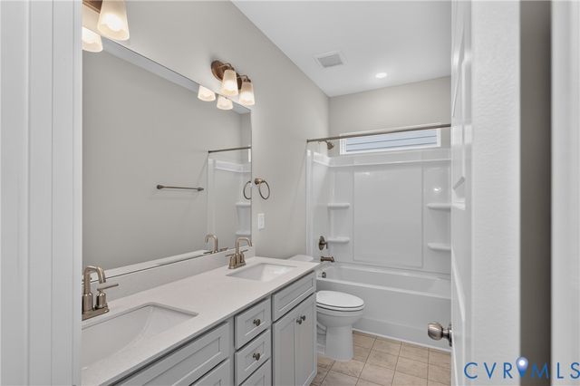 10263 Szalay Ln, Ashland, VA 23005