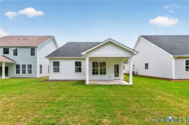 10263 Szalay Ln, Ashland, VA 23005