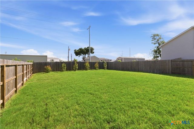 604 Saxon Street, Seguin, TX 78155