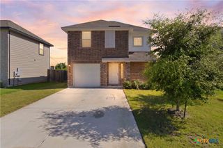 604 Saxon Street, Seguin, TX 78155