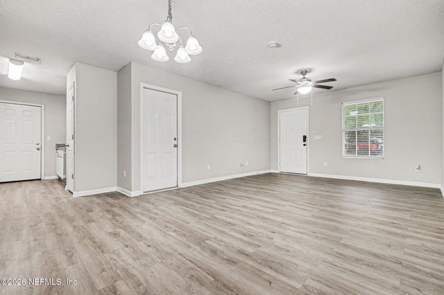 8443 COCOA Avenue, Jacksonville, FL 32211