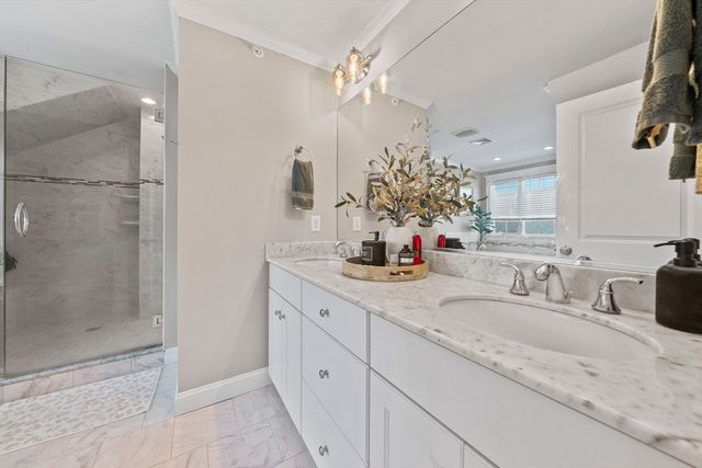 60 Robbins Road 25, Plymouth, MA 02360